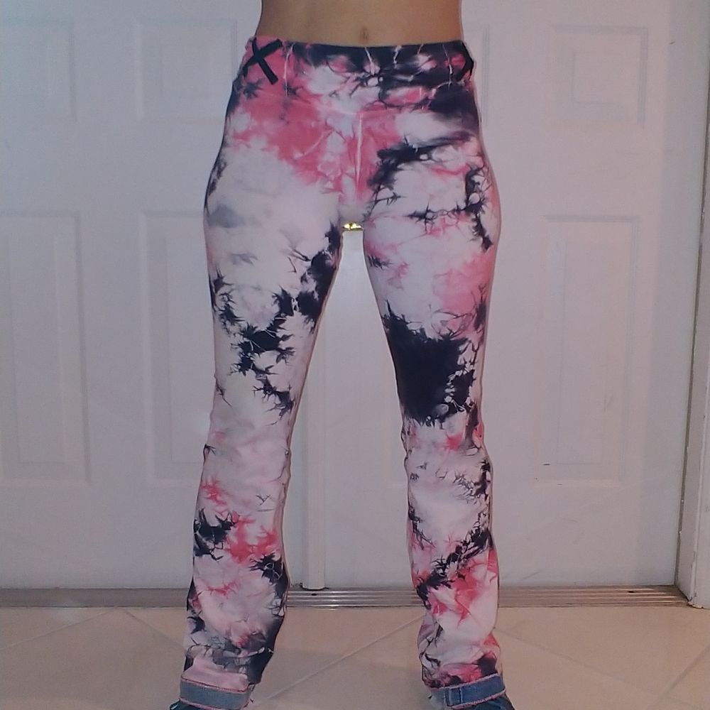 Tie dye workout pants by Planet Body
